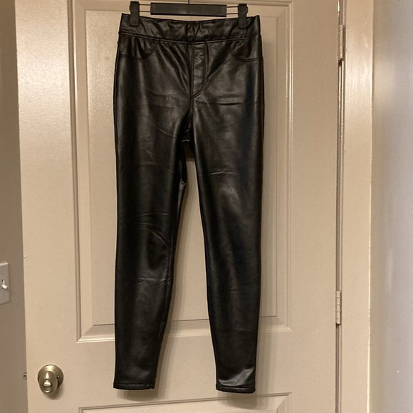 Sanctuary Pants - Sanctuary, faux leather black leggings, size small